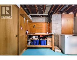6 BAYLY Drive - 24