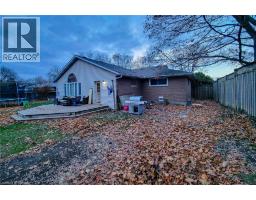 6 BAYLY Drive - 26