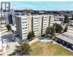 65 HIGHLAND Crescent UnitNo. 501 - 17