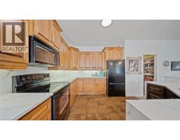 424 LAKEVIEW Drive - 13