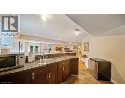 424 LAKEVIEW Drive - 32