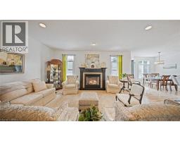 424 LAKEVIEW Drive - 9