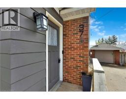371 OTTAWA Street S - 4