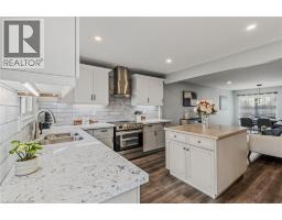 4 DOWDEN Avenue - 15