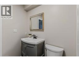 4 DOWDEN Avenue - 35