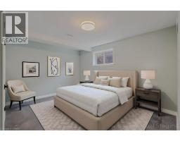 4 DOWDEN Avenue - 37
