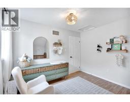 35 GAYDON Way - 29