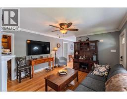 36 CRANDELL Avenue - 22