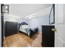 37 ANASTASIA Crescent - 21