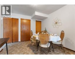 18 OAKHILL Drive UnitNo. 12B - 11
