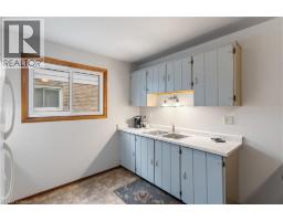 18 OAKHILL Drive UnitNo. 12B - 14