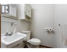 18 OAKHILL Drive UnitNo. 12B - 18