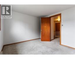 18 OAKHILL Drive UnitNo. 12B - 20