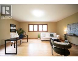 709 NELSON Street W - 23