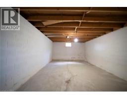 709 NELSON Street W - 38