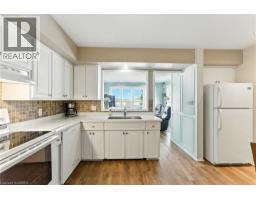 207 ROBINSON Road - 10