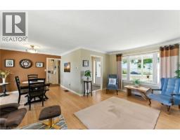 207 ROBINSON Road - 4