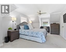 405 WELLINGTON Street N - 13