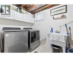 405 WELLINGTON Street N - 21