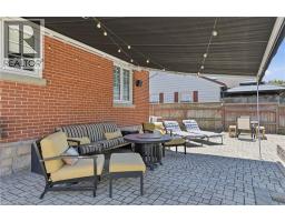 405 WELLINGTON Street N - 26