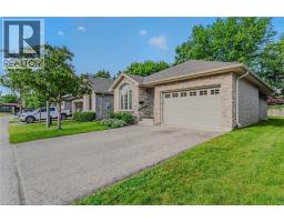 54 GLENWOOD Drive UnitNo. 3 - 2