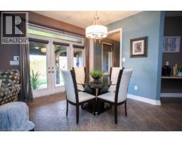 10 BISSET Avenue - 12