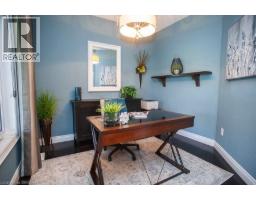 10 BISSET Avenue - 13