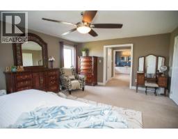 10 BISSET Avenue - 20