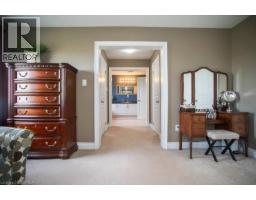 10 BISSET Avenue - 21