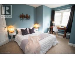 10 BISSET Avenue - 26