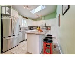 180 BALMORAL Drive - 13