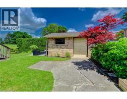 180 BALMORAL Drive - 37