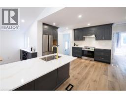 17 FLYNN Avenue - 10