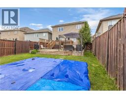 50 BISSET Avenue - 38