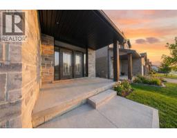 192 GIBBONS Street - 3