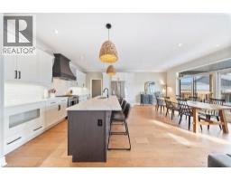 192 GIBBONS Street - 7