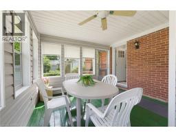 84 DUNDAS Street W - 18