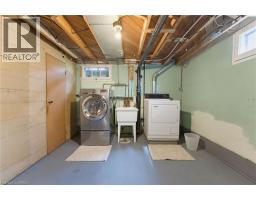 84 DUNDAS Street W - 21