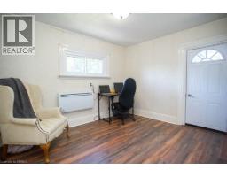 162 GRAND RIVER Street N - 29