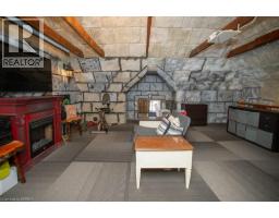 162 GRAND RIVER Street N - 34