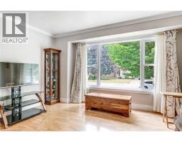 393 MARLBOROUGH Street - 10