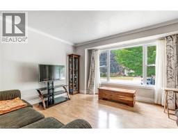 393 MARLBOROUGH Street - 9