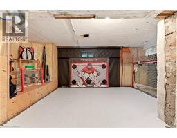 25 DUNBAR Street - 38