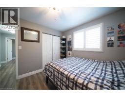 20 HOGARTH Road - 32