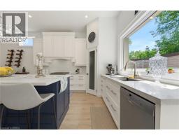 33 ELGIN Street - 10