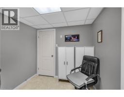 5 PASSMORE Court - 22
