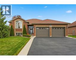 63 COULAS Crescent - 1