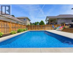 63A CLENCH Avenue - 33