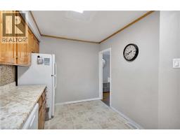 371 OTTAWA Street S - 16