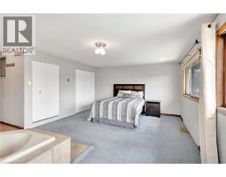 371 OTTAWA Street S - 23